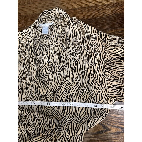 August Silk Robe Womens Medium 100% Silk Animal Print Belted Lightweight Kimono - Picture 8 of 9